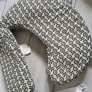 My Breast Friend Original Nursing pillow